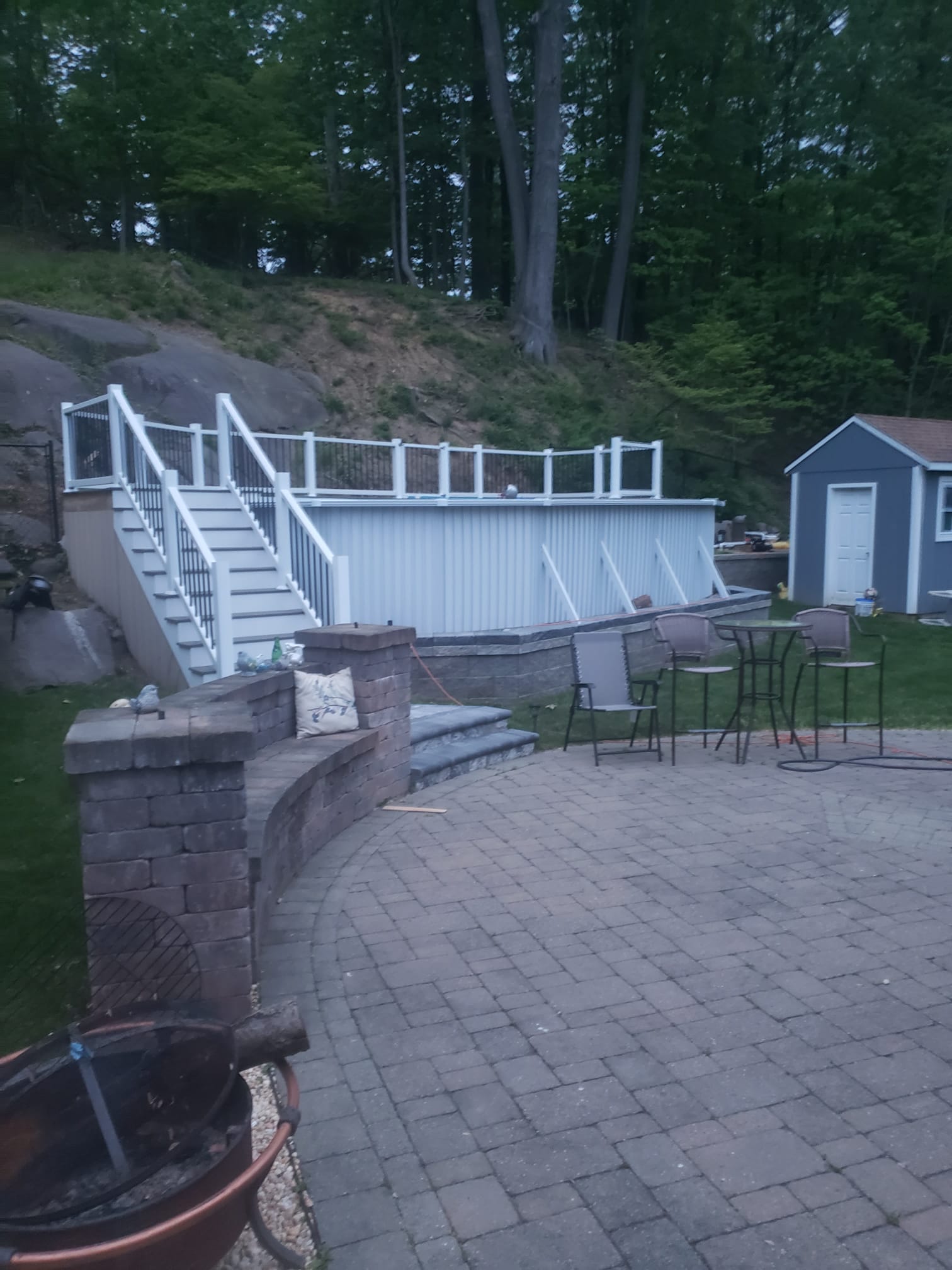 Pools, Decks & Pool Patios