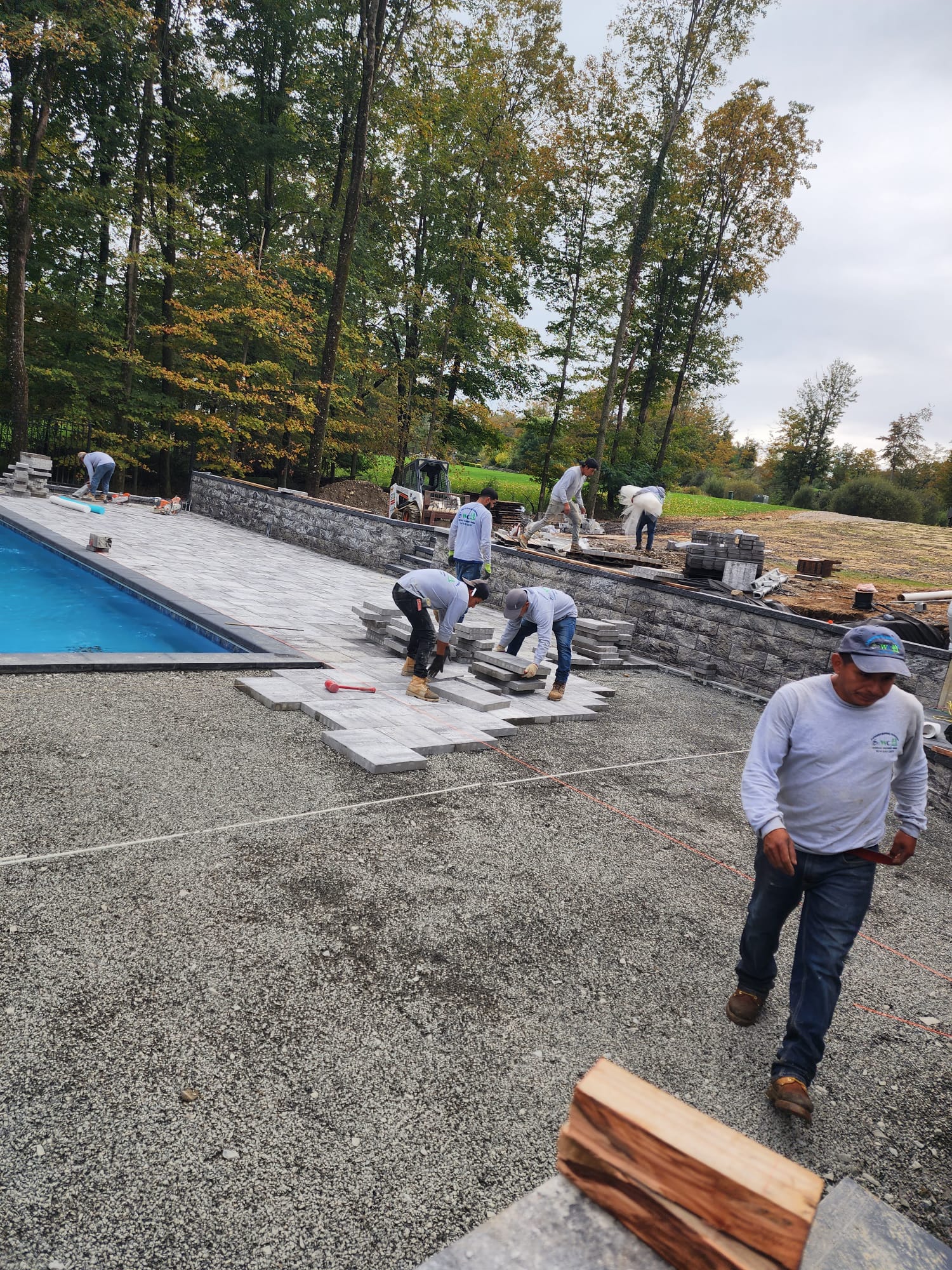 Pools, Decks & Pool Patios